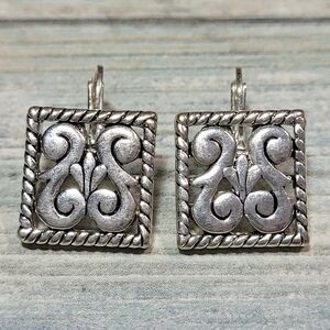 Square Lever back Earrings.